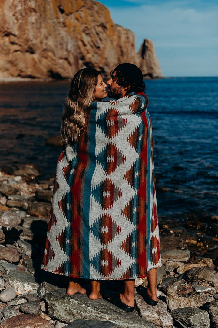 Tofino Beach Blanket | THE TRAVELLER